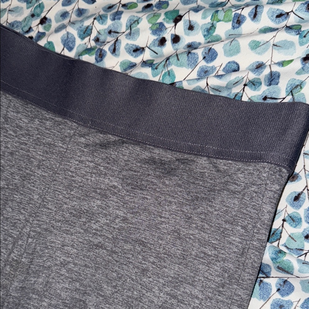 Bombshell Leggings - image 6